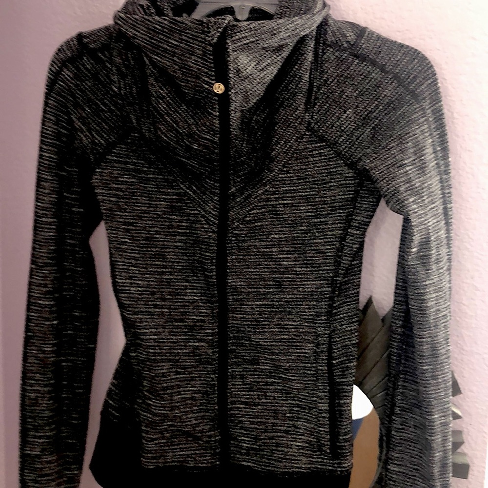 Lululemon zip front yoga jacket